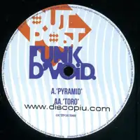 funk-d-39-void-pyramid-b-w-toro