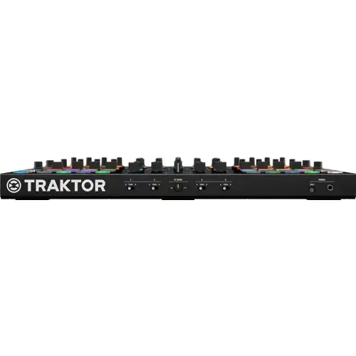 native-instruments-traktor-kontrol-s8_medium_image_3