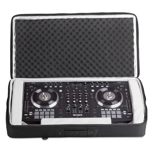 udg-urbanite-midi-controller-sleeve-extra-large_medium_image_3