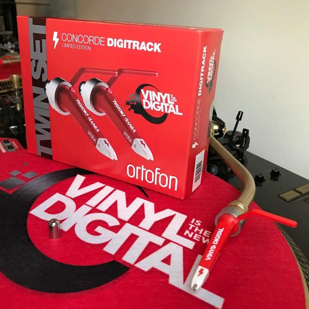 2 CONCORDE DIGITRACK L.E. (twin) DJ cartridge pairs + box