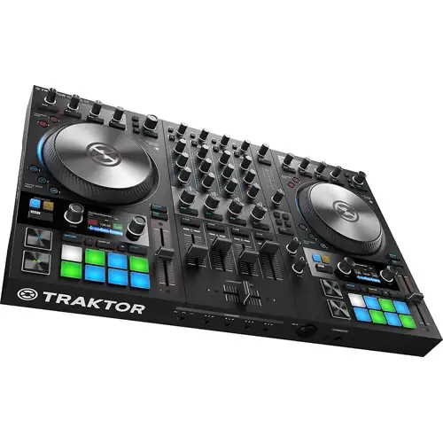 native-instruments-traktor-kontrol-s4-mk3_medium_image_4