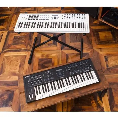 arturia-keylab-61-mkii-white_medium_image_4