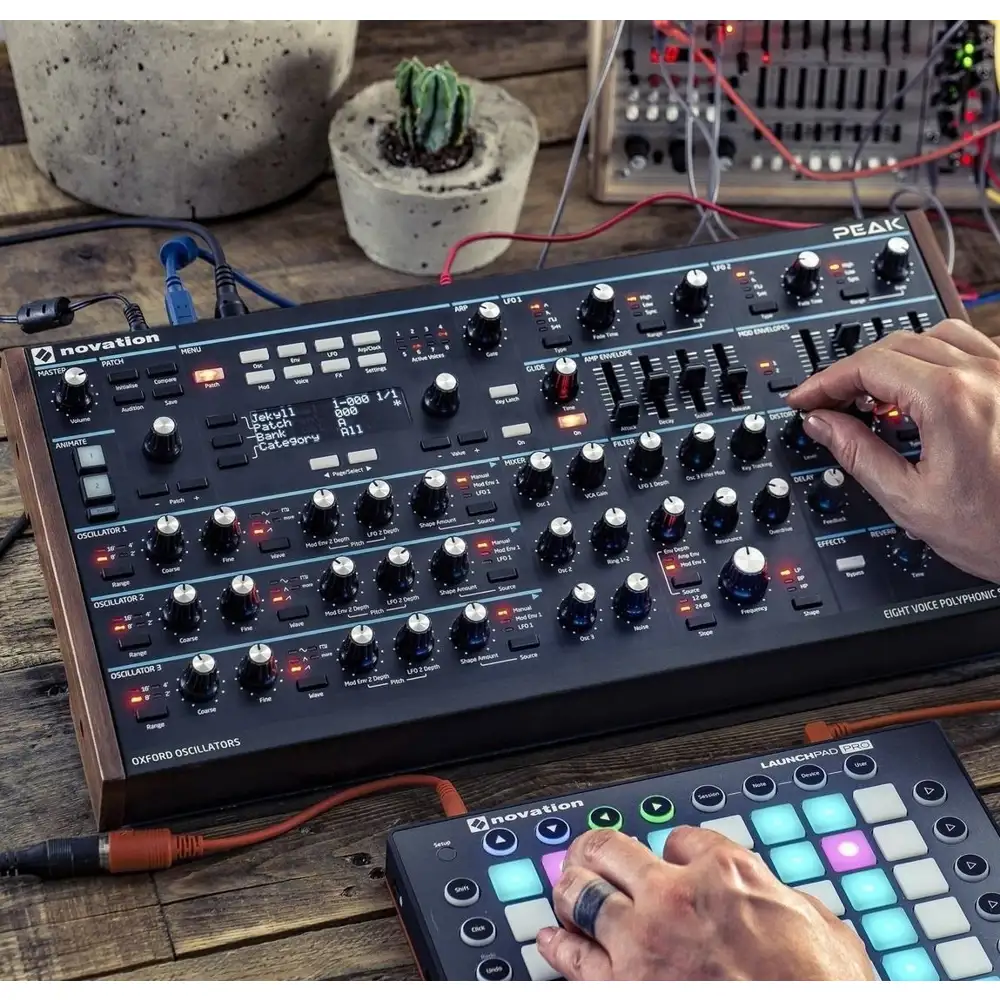 PEAK Sintetizzatori - Vendita online Attrezzatura per Deejay Mixer