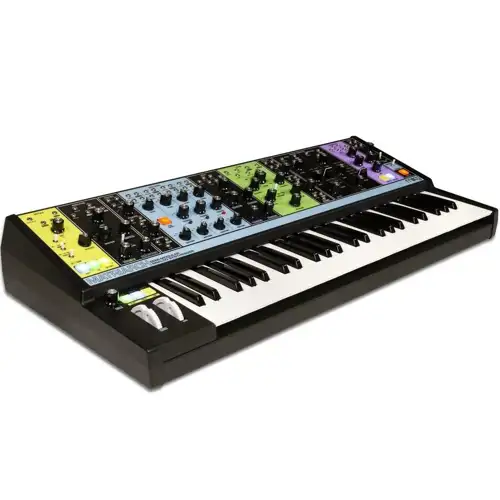 moog-matriarch