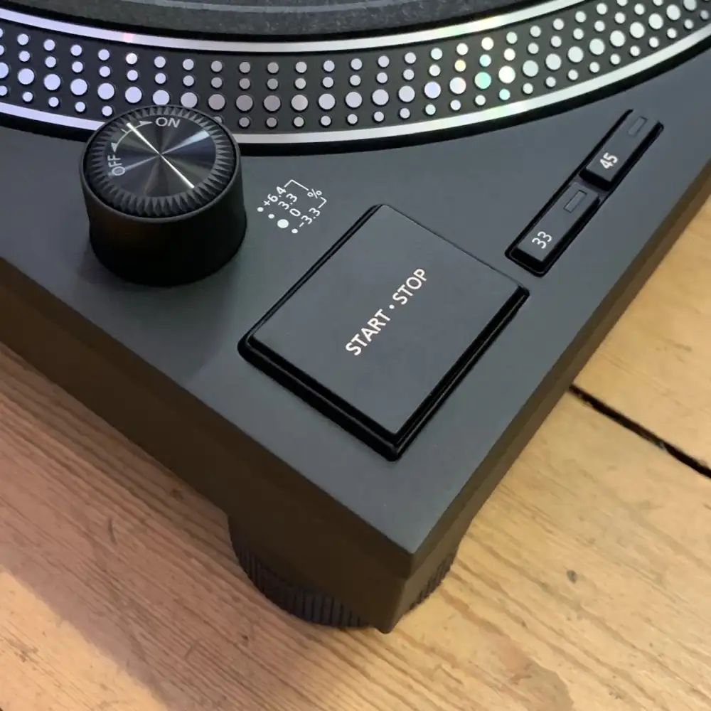 Technics SL1210 MK7 + Pioneer DJM450