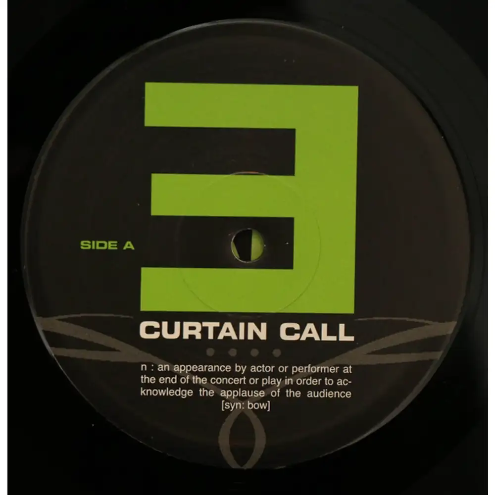 Eminem curtain call. Виниловая пластинка EMI. Eminem - Curtain Call винил. Eminem album Curtain Call. Эминем пластинка.