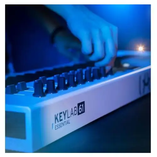 keylab-61-essential-ex-demo_medium_image_6