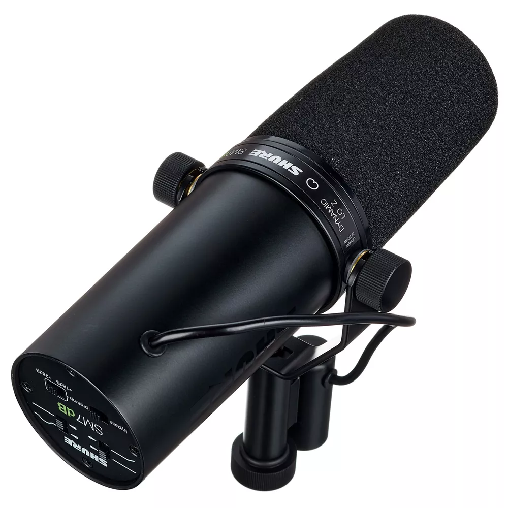 SM7DB Microphone podcast / radio Shure