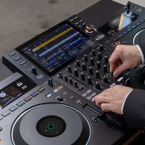 pioneer-dj-opus-quad_medium_image_8