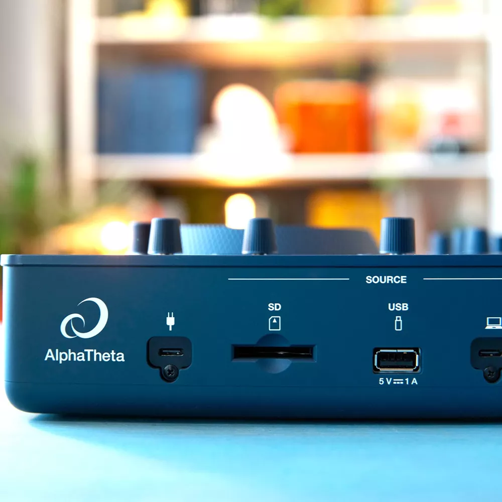 ALPHATHETA OMNIS-DUO Consolle all-in-one - Vendita online