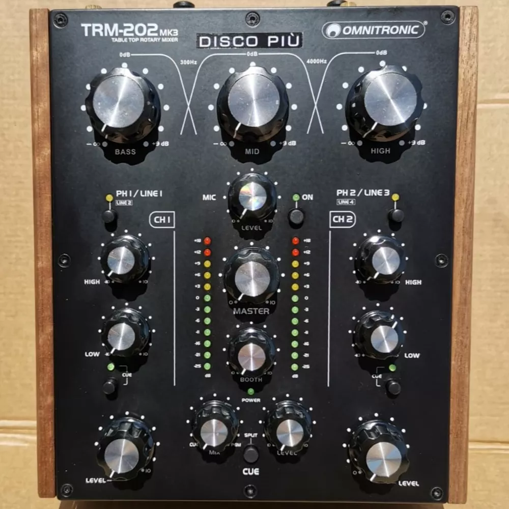 未使用品 Omnitronic TRM-202 MK3 2chロータリーミキサー Omnitronic TRM-202 MK3 / 2 Channel Rotary Mixer – Luv4Wax