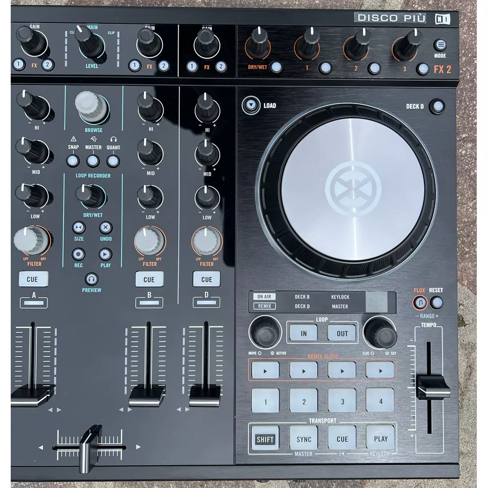 【美品】TRAKTOR KONTROL S4 Mk2 TRAKTOR KONTROL S4 MK2 (usato) DJ controller e consolle usb
