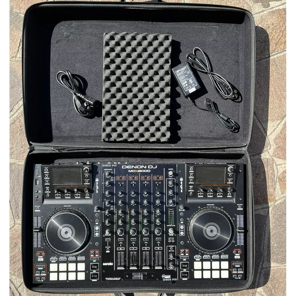 DENON DJ MCX8000 ソフトケース付き/オールインワンコントローラー DENON DJ MCX8000 ソフトケース付き/オールインワンコントローラー
